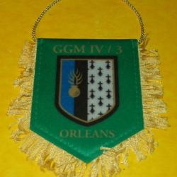 GENDARMERIE&nbsp;: FANION GROUPEMENT&nbsp;DE GENDARMERIE MOBILE , ESCADRON IV/3&nbsp;, ORLEANS&nbsp;, ETAT VOIR PHOTOS .