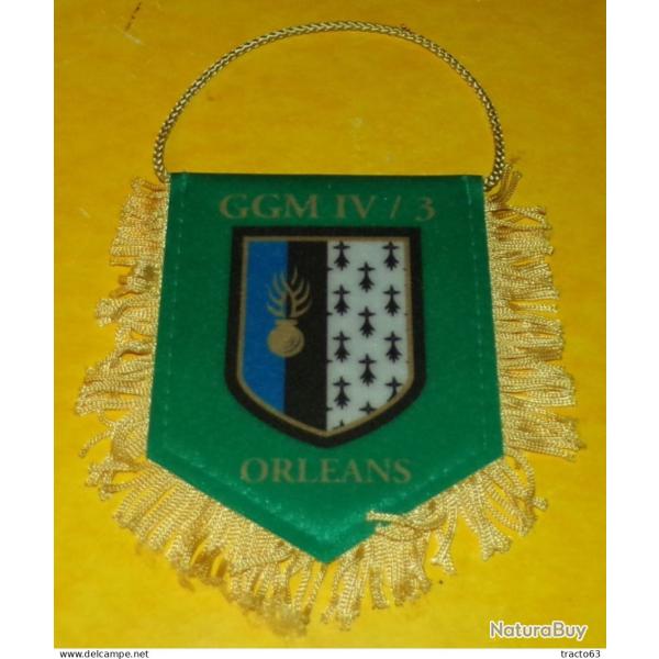 GENDARMERIE�: FANION GROUPEMENT�DE GENDARMERIE MOBILE , ESCADRON IV/3�, ORLEANS�, ETAT VOIR PHOTOS .