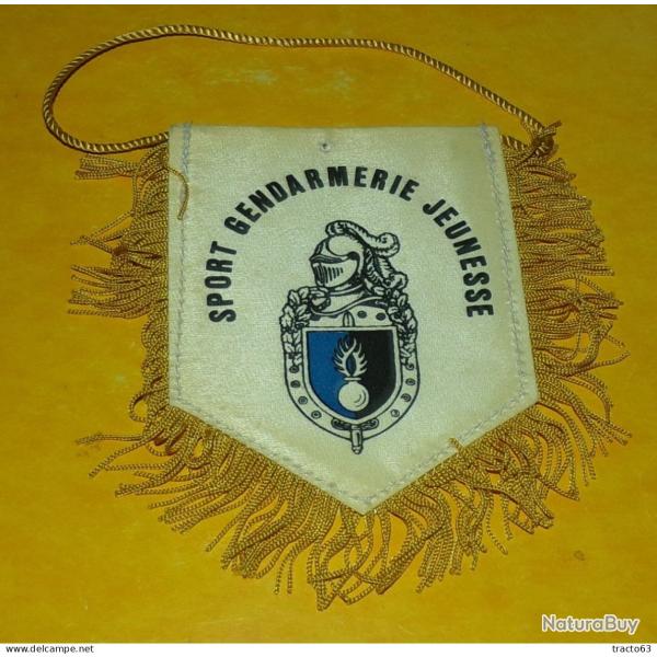 GENDARMERIE�: FANION SPORT GENDARMERIE JEUNESSE��, ETAT VOIR PHOTOS . POUR TOUT RENSEIGNEMENT ME CON