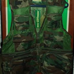GILET LEGER GRILLAGE CAMOUFLAGE FEUILLAGE TYPE ARMEE FRANCAISE , POCHES A L'AVANT ET A L'ARRIERE&nbsp; ,