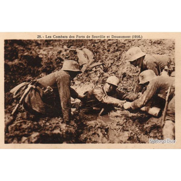 Carte postale - Les Combats des Forts de Souville et Douaumont (1916) -N�8455