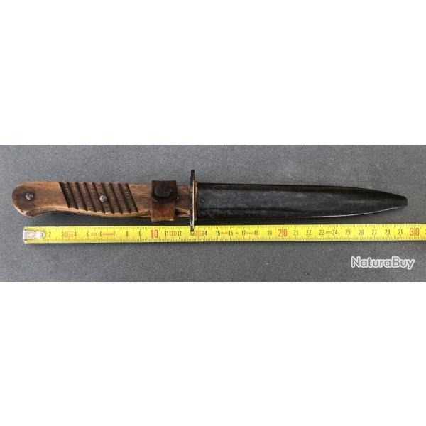 WW1 TR�S BEAU COUTEAU DE TRANCH�E ALLEMAND