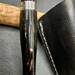 OPC-004 - Opinel N&deg;8 Custom en v&eacute;ritable corne de buffle - &Eacute;tui cuir offert