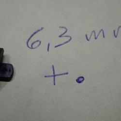 Guidon de pistolet P210 suisse. Hauteur 6,3 mm
