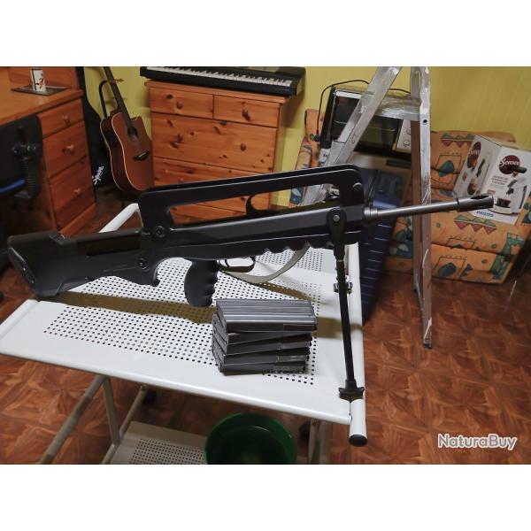 famas F1 en 222