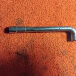 Cl&eacute; &agrave; pipe de 8