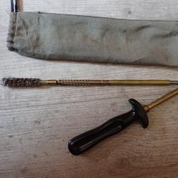 Trousse avec baguette de nettoyage pour pistolet Suisse ou PM. ERLA mod&egrave;le D&eacute;pos&eacute;
