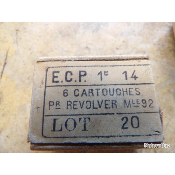 1 paquet revolver 8mm neutralis�es mod 92 8mm92 poussi�reux TBE 8 mm dat� 1 trim 1914 ww1 / ww2
