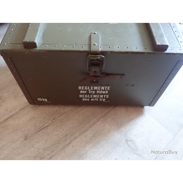 Caisse militaire suisse pour r�glements ?