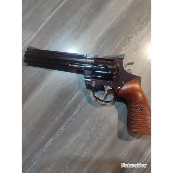 magnifique revolver korth 6" calibre 22 lr ... de cette Belle Epoque Retro