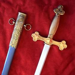 Grande EPEE MACONNIQUE de c&eacute;r&eacute;monie 95 cm garde en bronze dor&eacute; + FOURREAU gain&eacute;e bleu roi