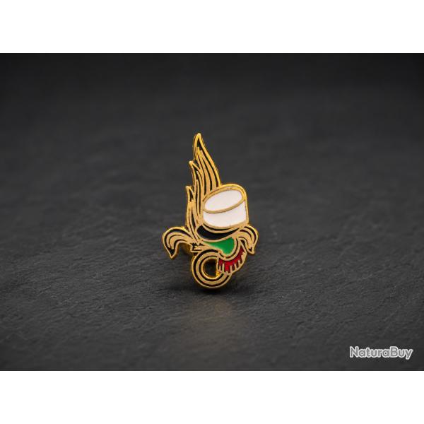 Petit pin's L�gion �trang�re 17mm - k�pi blanc - French Foreign Legion lapel pin