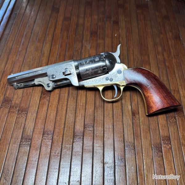 Revolver poudre noire Pietta Colt 1851 Navy cal. .36 - �tat proche du neuf