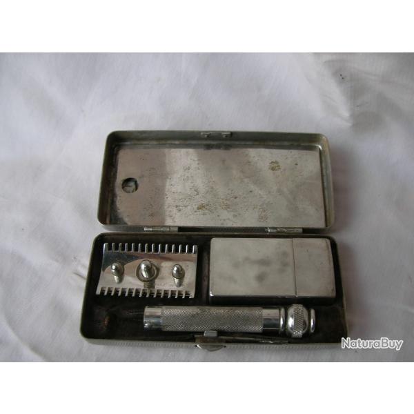 WW2/1 US RASOIR MILITAIRE AM�RICAIN ' GILLETTE ' DANS SA BO�TE M�TAL CHROM� ET MIROIR (14/18) (39-45
