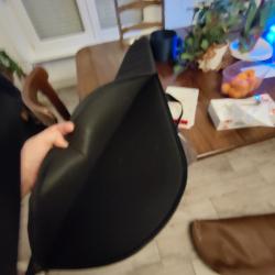 Vends housse de carabine avec lunettes, vert kaki