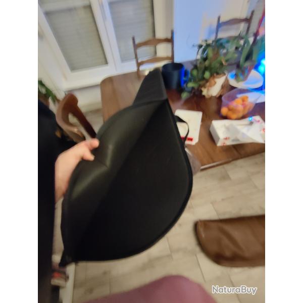Vends housse de carabine avec lunettes, vert kaki