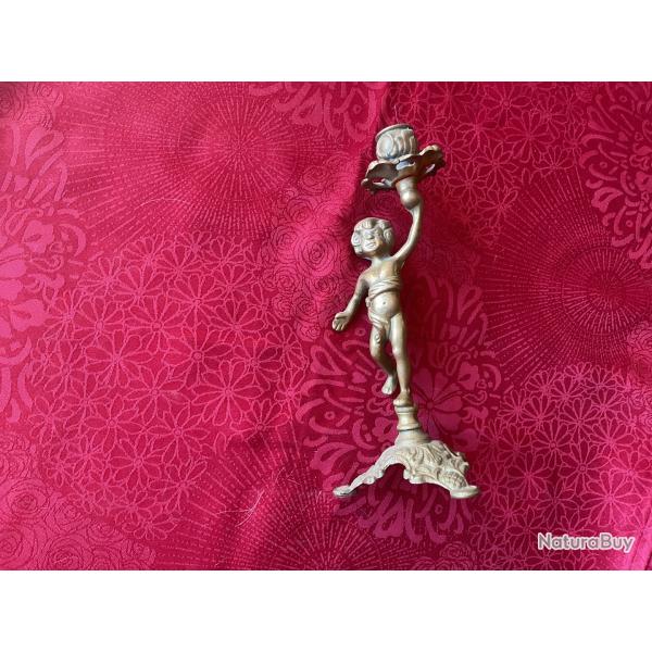 Statuette en laiton, ch�rubin porte bougies, pas de prix de r�serve