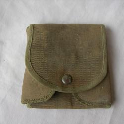WW2 US RASOIR AM&Eacute;RICAIN " VALET "  DANS SON &Eacute;TUI TOILE CAMOUFL&Eacute; ET LAMES VALET (39-45)