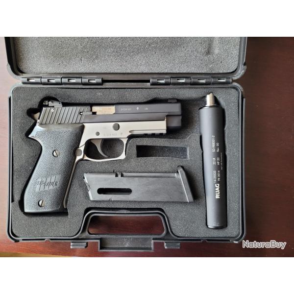 Pistolet SIG SAUER P220 cal 22lr + silencieux B&T