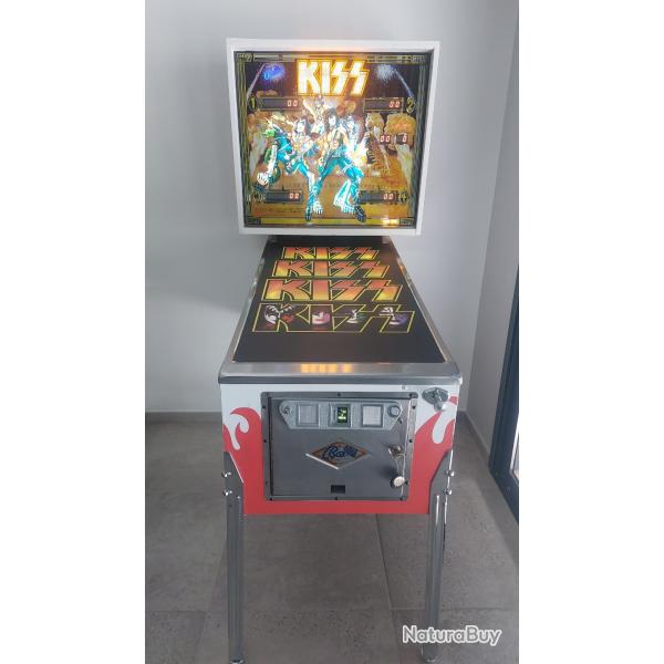 Flipper BALLY KISS de 1978 enti�rement restaurer en parfait �tat de fonctionnement