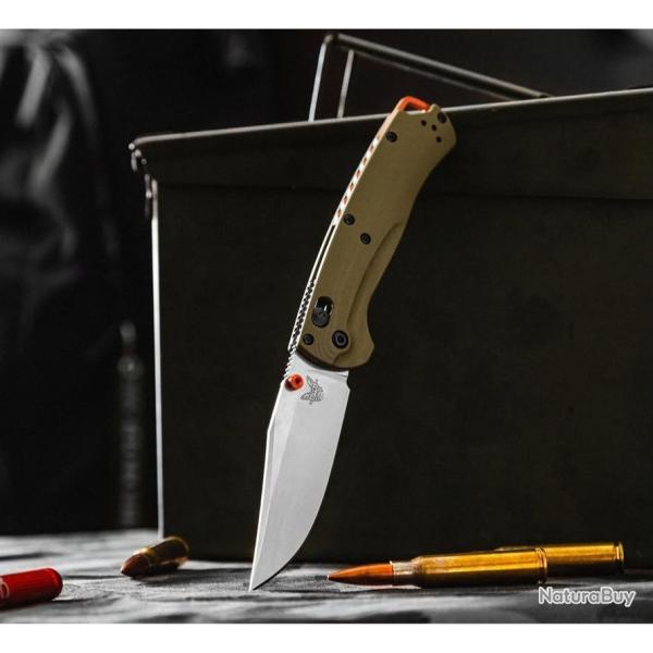 Benchmade taggedout g10