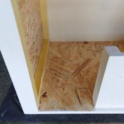 Petite cabane en bois pour petit rongeur