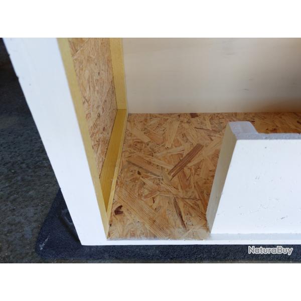 Petite cabane en bois pour petit rongeur