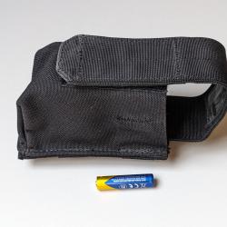Poche Blackhawk noire (type grenade fumig&egrave;ne)