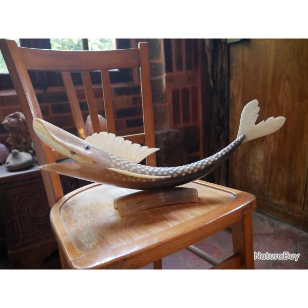 Poisson frabriqu� en corne de vache
