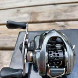 Moulinet casting Shimano Aldebaran BFS XG - Left Handle