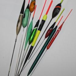 Lot 3: de 10 flotteurs