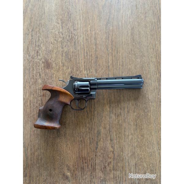 Colt Python 6 pouces 1982