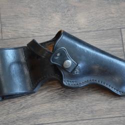 Holster  revolver 4" POLICE