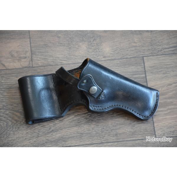 Holster  revolver 4" POLICE