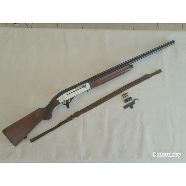 WINCHESTER Europ�an 1500 XTR, calibre 12/70, canon 71 cm, avec 2 chokes, cl� � choke et bretelle.