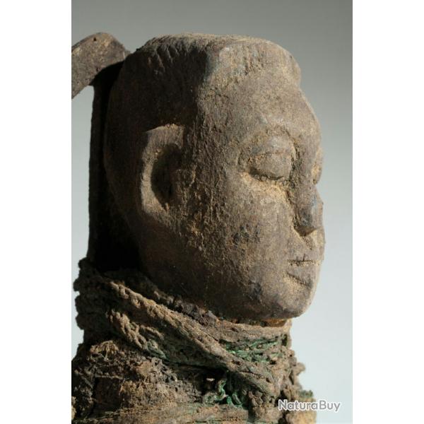 Statue-f�tiche �w�/fon socl�e, sud du Togo, certificat d'origine fourni