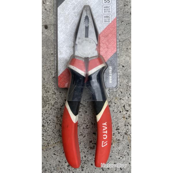 PINCE UNIVERSELLE  200 mm