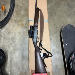 280 R&eacute;mington avec point rouge aimpoint 7000sc4moa et quelques balles
