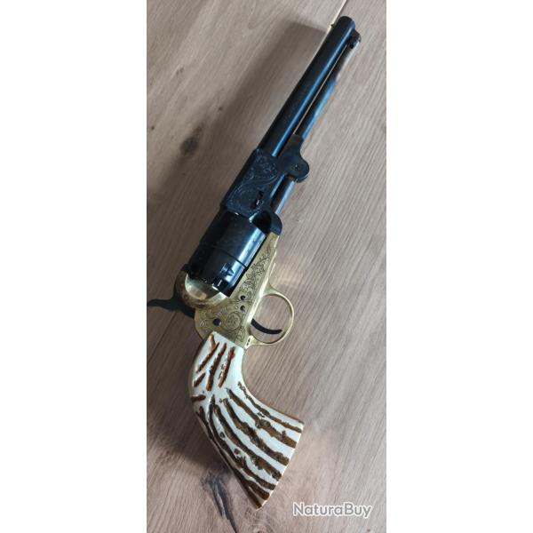 Revolver pietta commeratif conf�d�r� Cal 44 poudre noire.