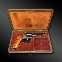 COFFRET contenant un REVOLVER Javelle - Saint-Etienne, France - 1860-1880