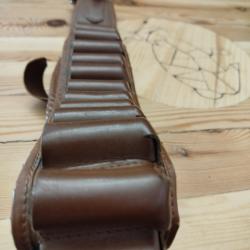 cartouchi&eacute;res cal 12 16 ou 20 en cuir