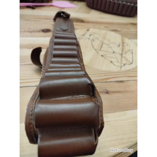 cartouchi�res cal 12 16 ou 20 en cuir