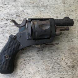 Revolver calibre 320 sortie de grenier avec s&ucirc;ret&eacute;