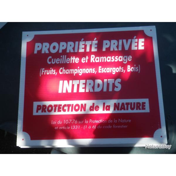 PANCARTE PROPTIETE PRIVEE EN PVC ALVEOLE