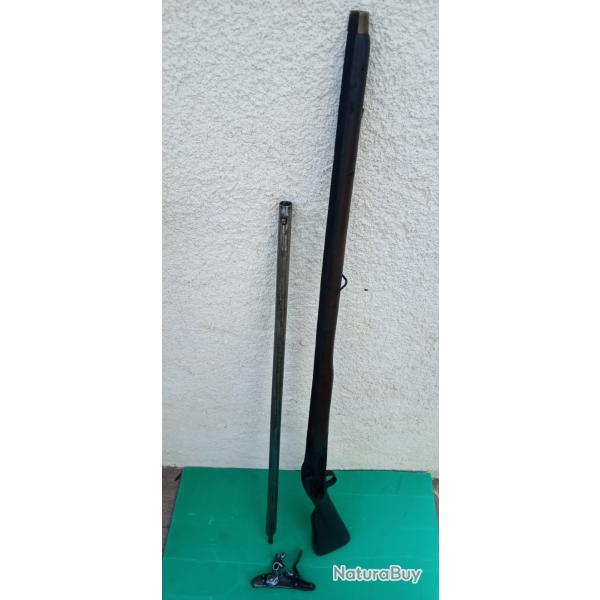 PIECES  FUSIL SPRINGFIELD  A SILEX  1828  . US  :  PLATINE  ,  FUT  & CANON  .