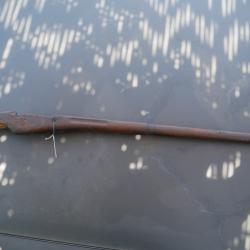 Bois de fusil BERTHIER 1907/15 ou M16 pour cr&eacute;er une enture de l'avant du f&ucirc;t