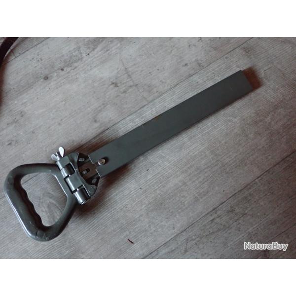 Scie en dotation pour l'arm�e suisse. Outil pour compl�ter pelle, pioche. Top camping