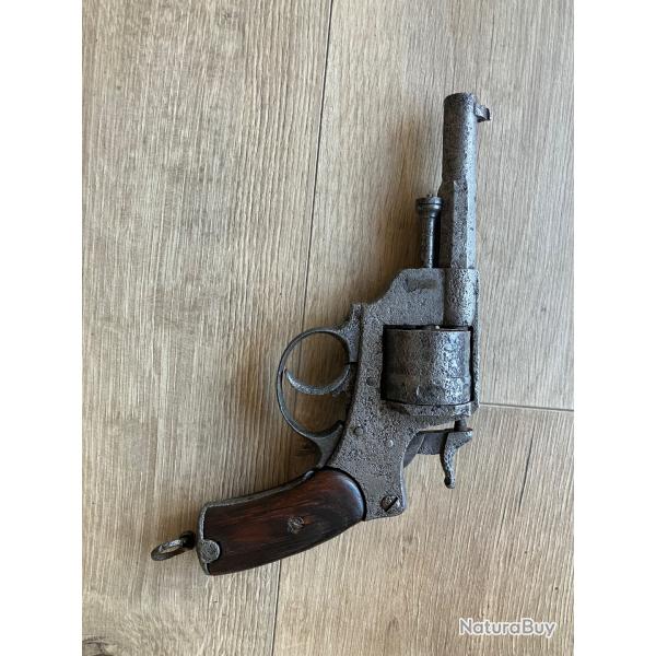 Revolver r�glementaire mle 1873 chamelot delvigne