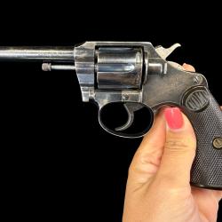 COLT NEW POLICE cal. 32swL num&eacute;ro de s&eacute;rie 66100