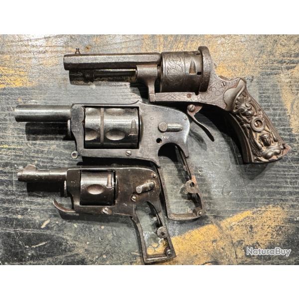 Lot de pistolets anciens pour pi�ces